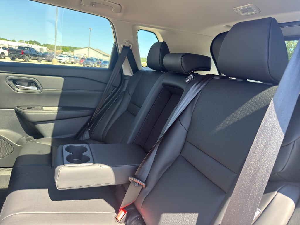 2026 Nissan Rogue 2026.5 AWD Dark Armor