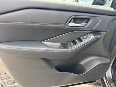 2026 Nissan Rogue 2026.5 AWD Dark Armor