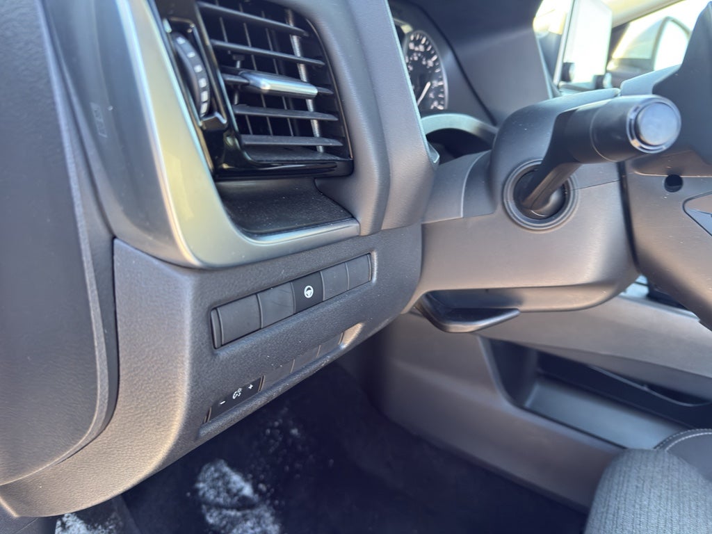 2022 Nissan Rogue AWD SV