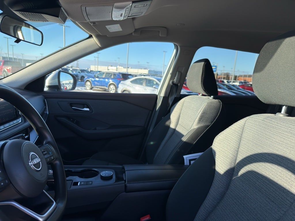 2022 Nissan Rogue AWD SV