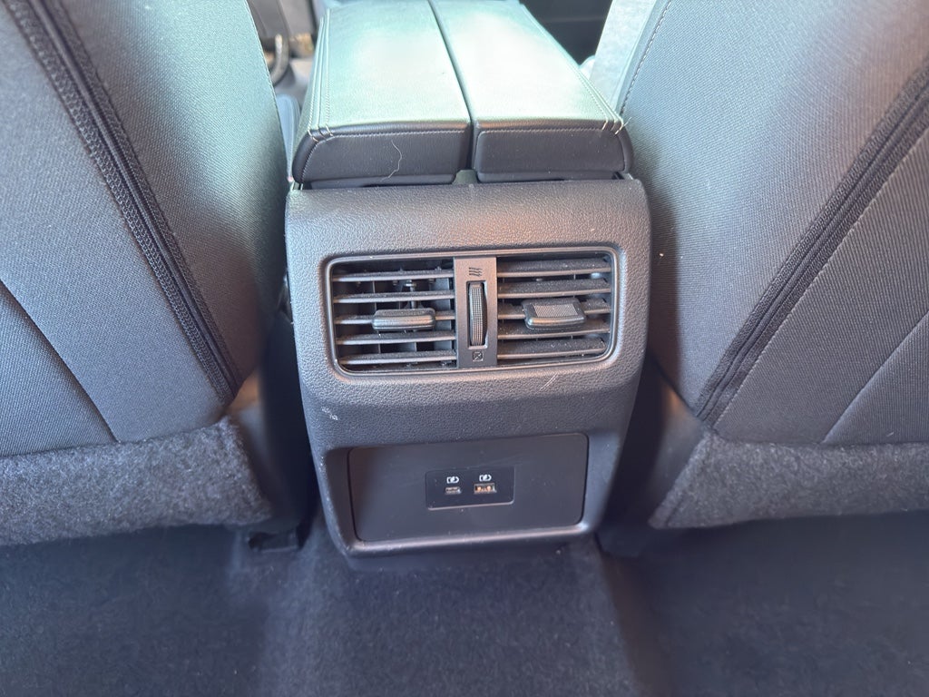 2022 Nissan Rogue AWD SV