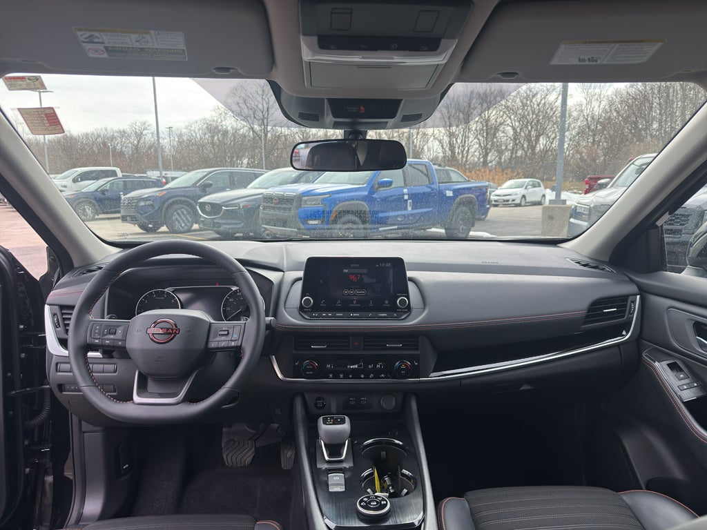 2025 Nissan Rogue AWD Rock Creek