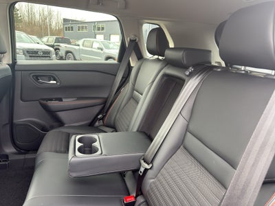 2025 Nissan Rogue AWD Rock Creek