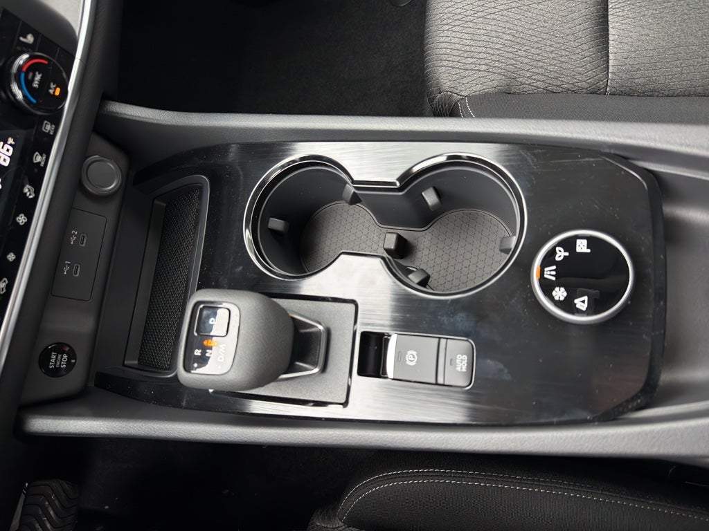 2026 Nissan Rogue 2026.5 AWD SV