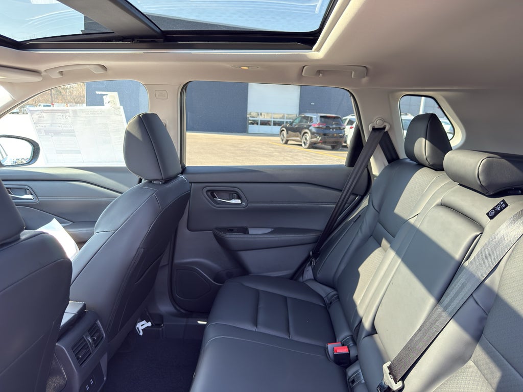 2026 Nissan Rogue 2026.5 AWD Dark Armor