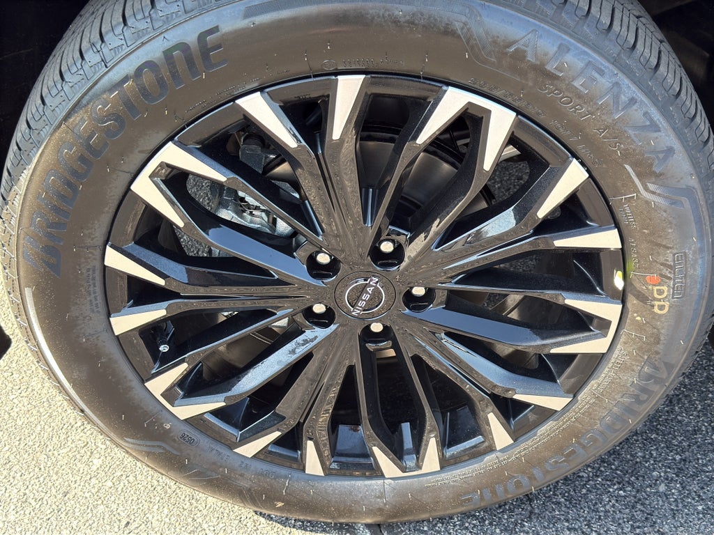 2026 Nissan Rogue 2026.5 AWD Dark Armor