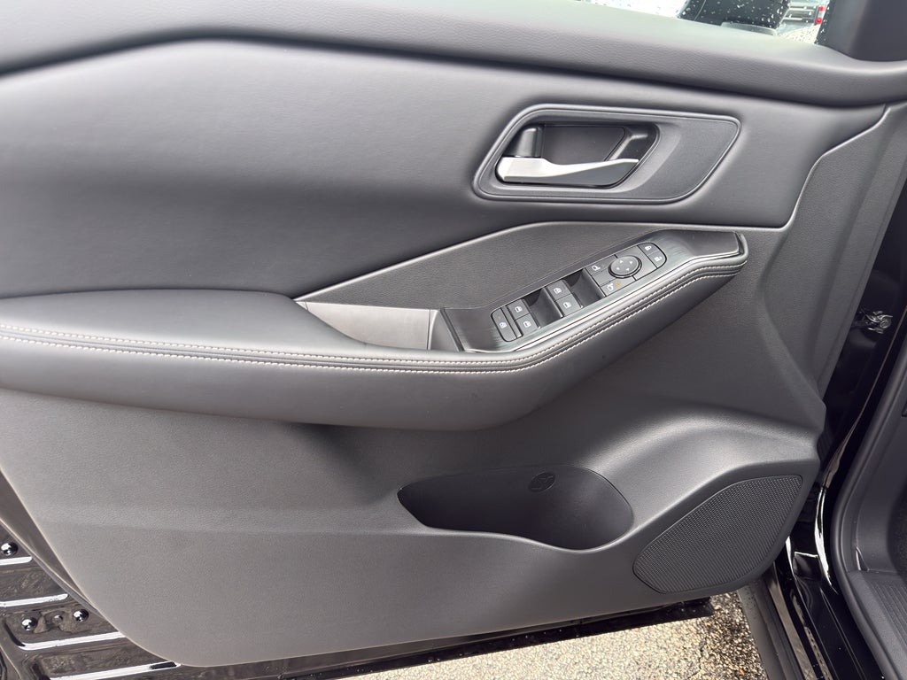 2026 Nissan Rogue 2026.5 AWD SV