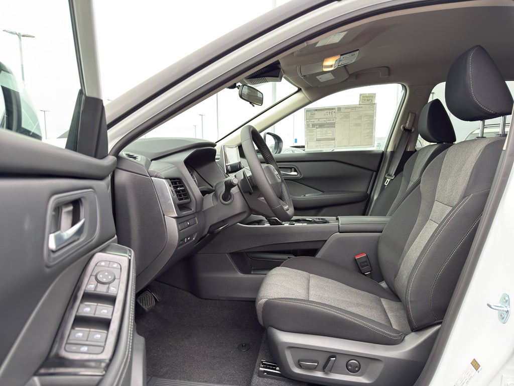 2026 Nissan Rogue 2026.5 AWD SV