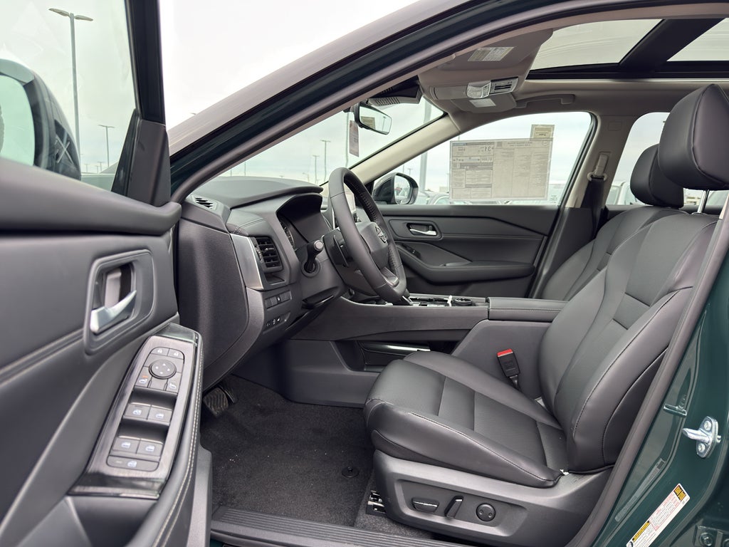 2026 Nissan Rogue 2026.5 AWD Dark Armor