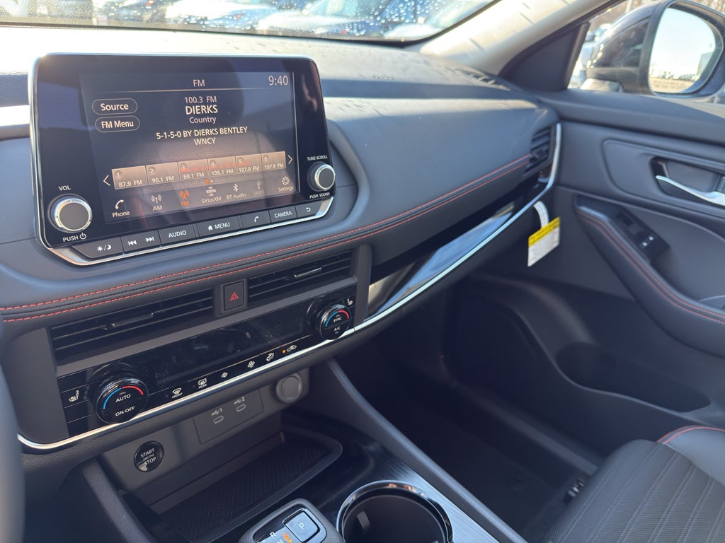 2026 Nissan Rogue 2026.5 AWD Rock Creek