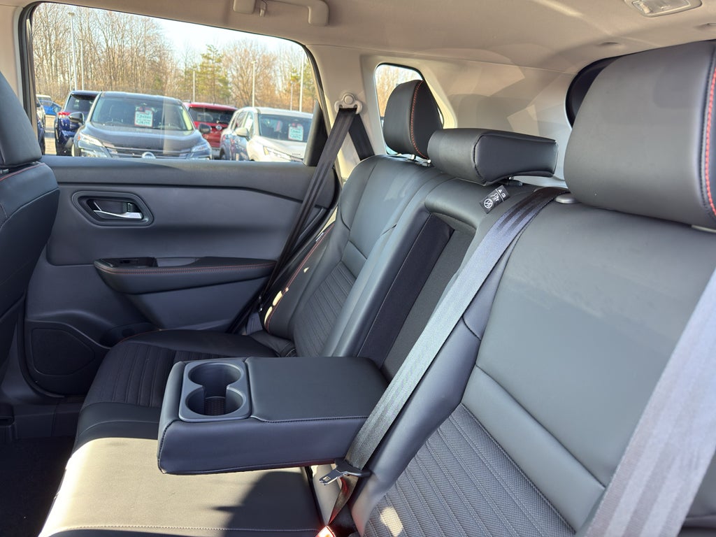 2026 Nissan Rogue 2026.5 AWD Rock Creek