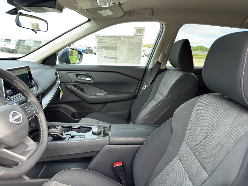 2026 Nissan Rogue 2026.5 AWD SV
