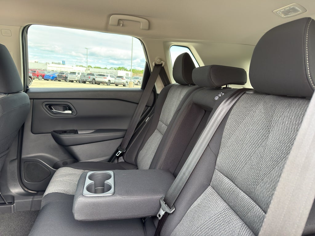 2026 Nissan Rogue 2026.5 AWD SV