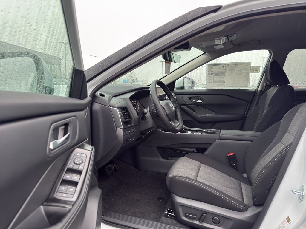 2026 Nissan Rogue 2026.5 AWD SV