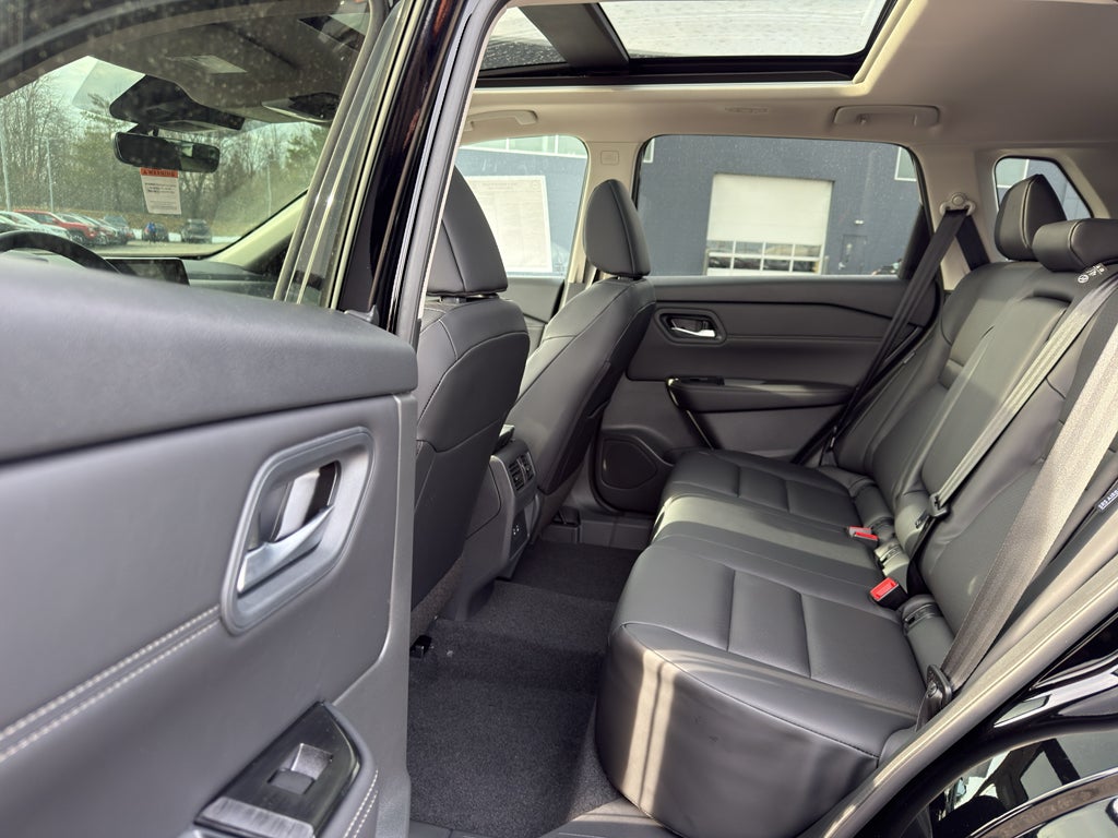 2026 Nissan Rogue 2026.5 AWD Dark Armor