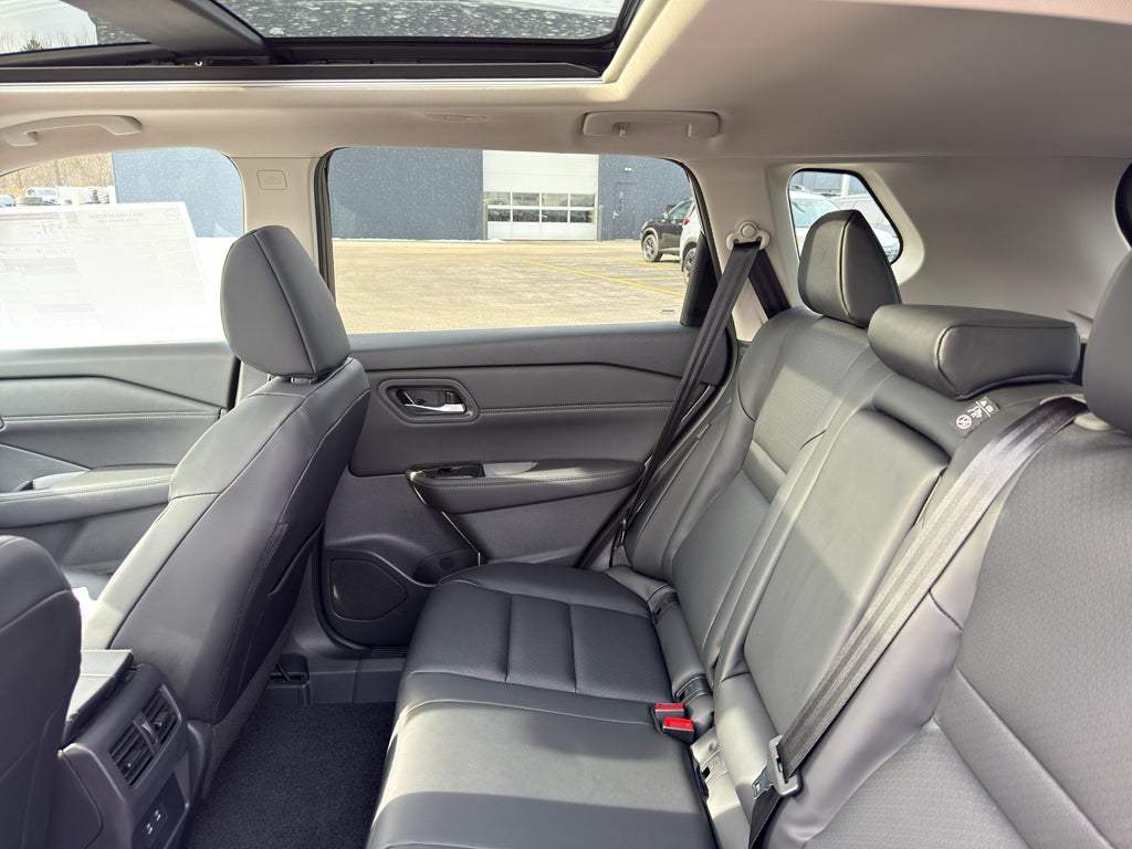 2026 Nissan Rogue 2026.5 AWD Dark Armor