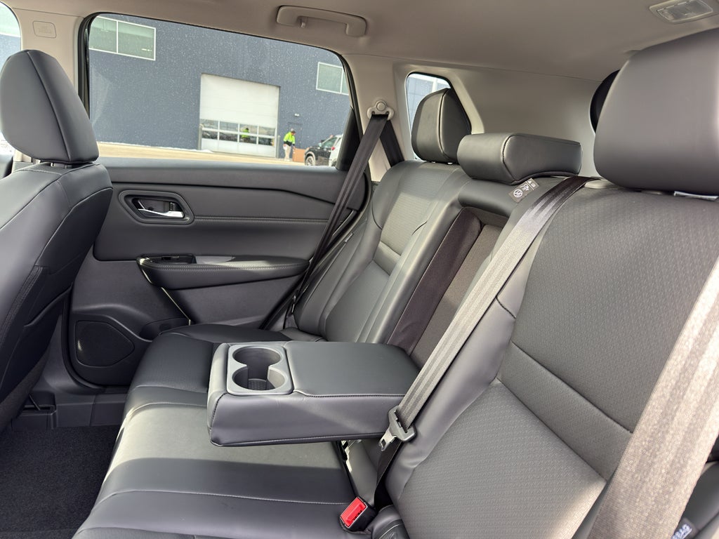 2026 Nissan Rogue 2026.5 AWD Dark Armor