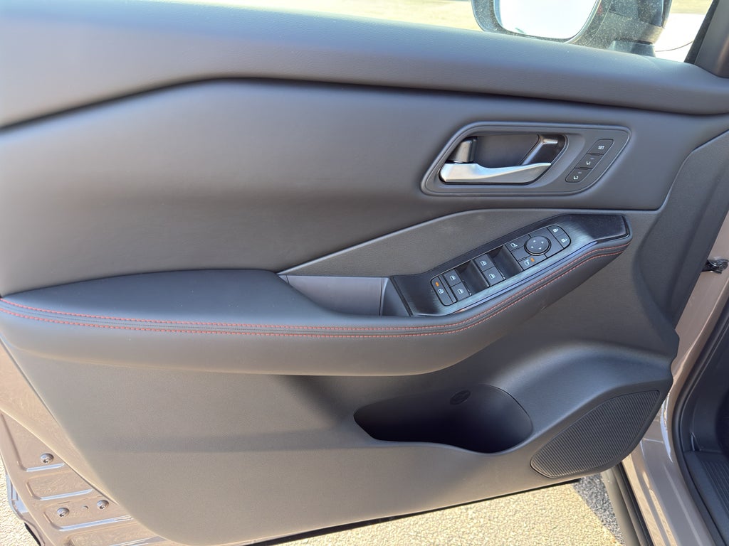 2026 Nissan Rogue 2026.5 AWD Rock Creek