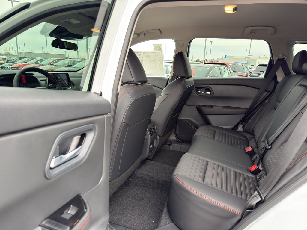 2026 Nissan Rogue 2026.5 AWD Rock Creek