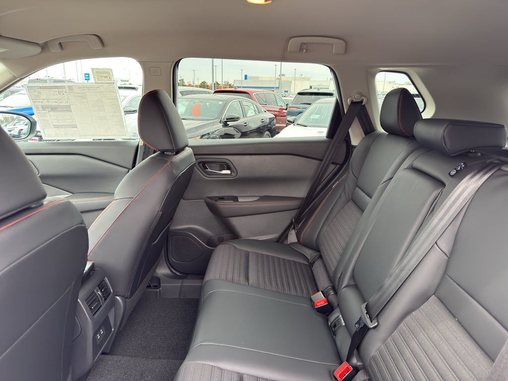 2026 Nissan Rogue 2026.5 AWD Rock Creek