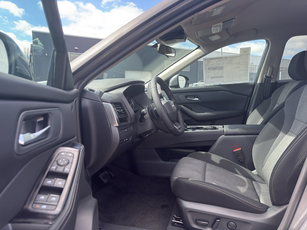 2026 Nissan Rogue 2026.5 AWD SV