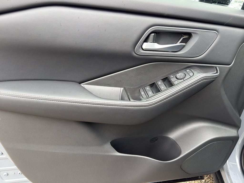 2026 Nissan Rogue 2026.5 AWD SV