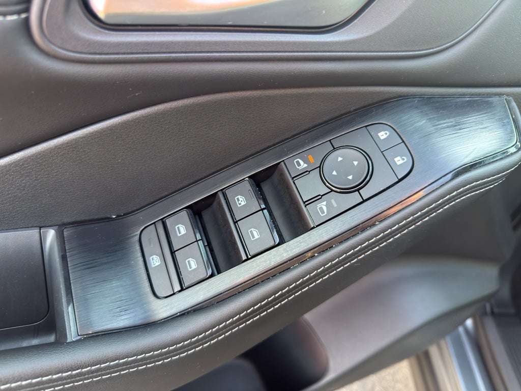 2023 Nissan Rogue AWD SV