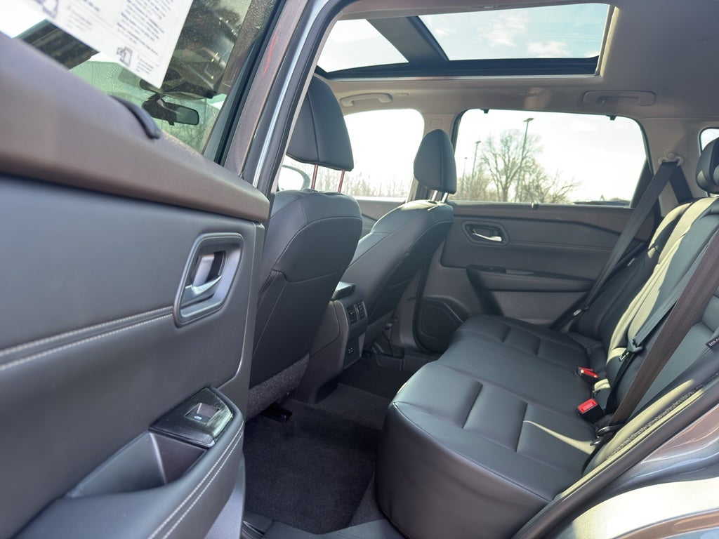 2023 Nissan Rogue AWD SV