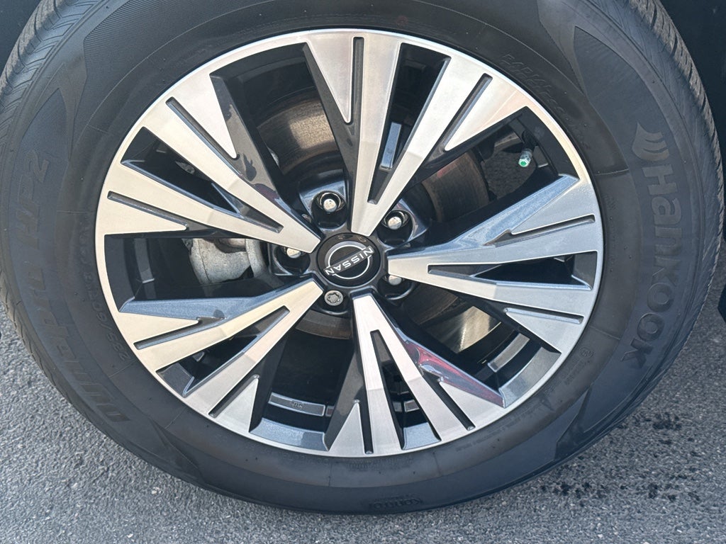 2023 Nissan Rogue AWD SV