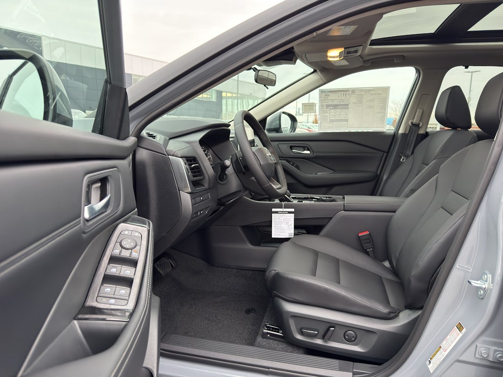 2026 Nissan Rogue AWD SV *Ltd Avail*