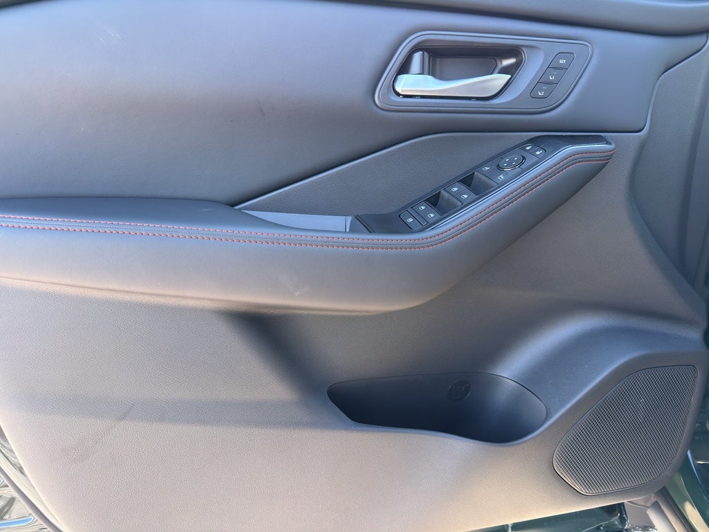 2026 Nissan Rogue 2026.5 AWD Rock Creek