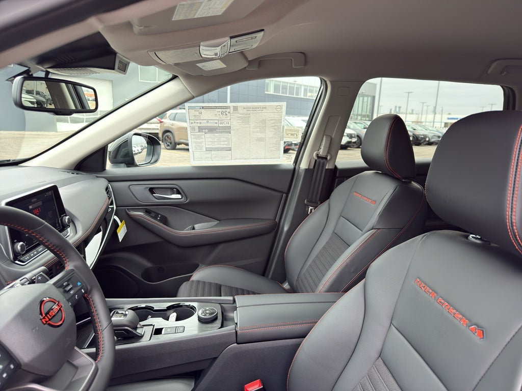 2026 Nissan Rogue 2026.5 AWD Rock Creek