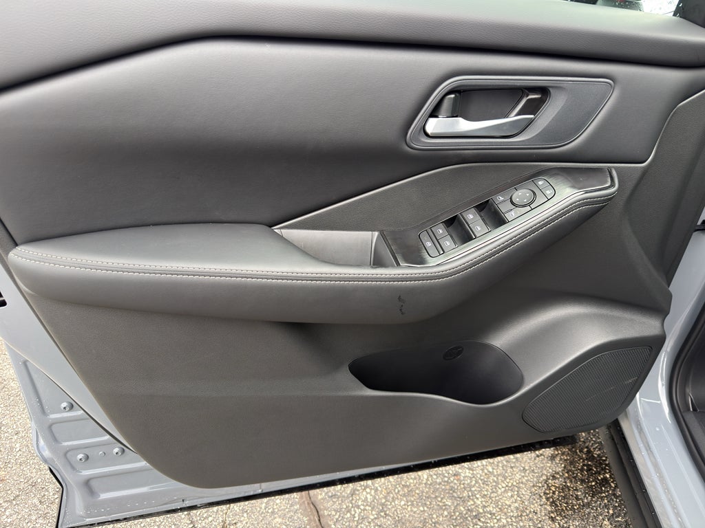 2026 Nissan Rogue 2026.5 AWD SV