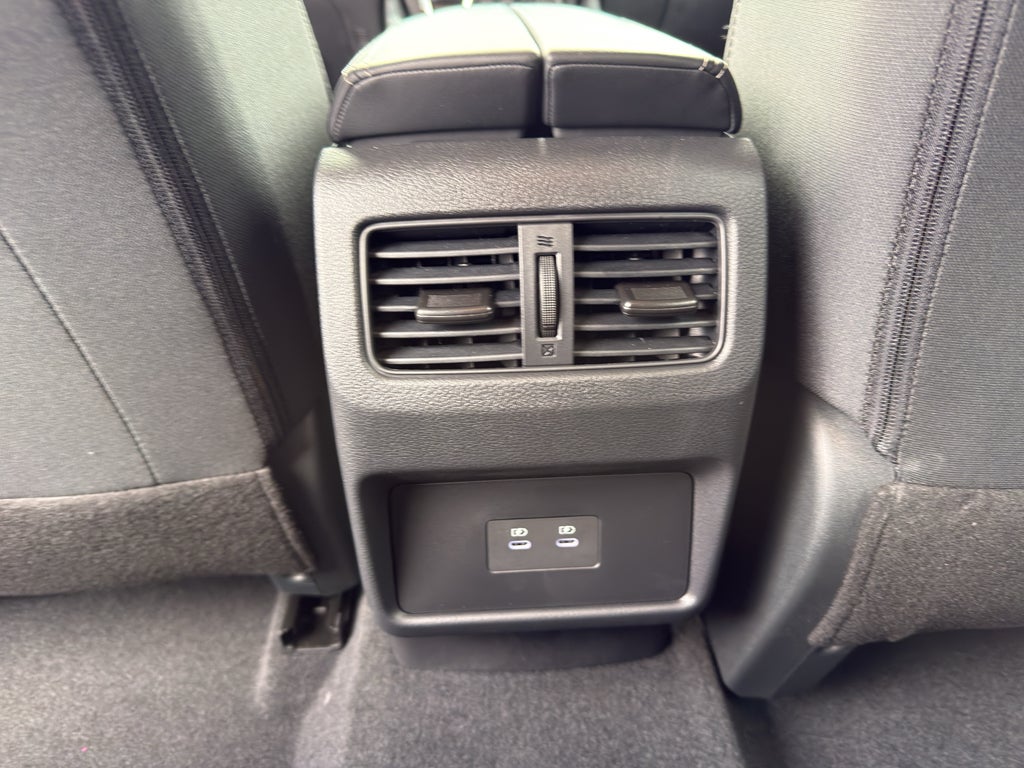 2026 Nissan Rogue 2026.5 AWD SV