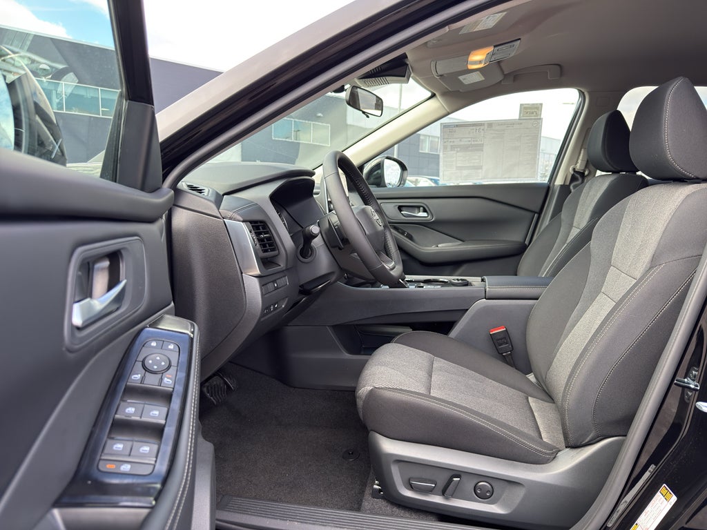 2026 Nissan Rogue 2026.5 AWD SV