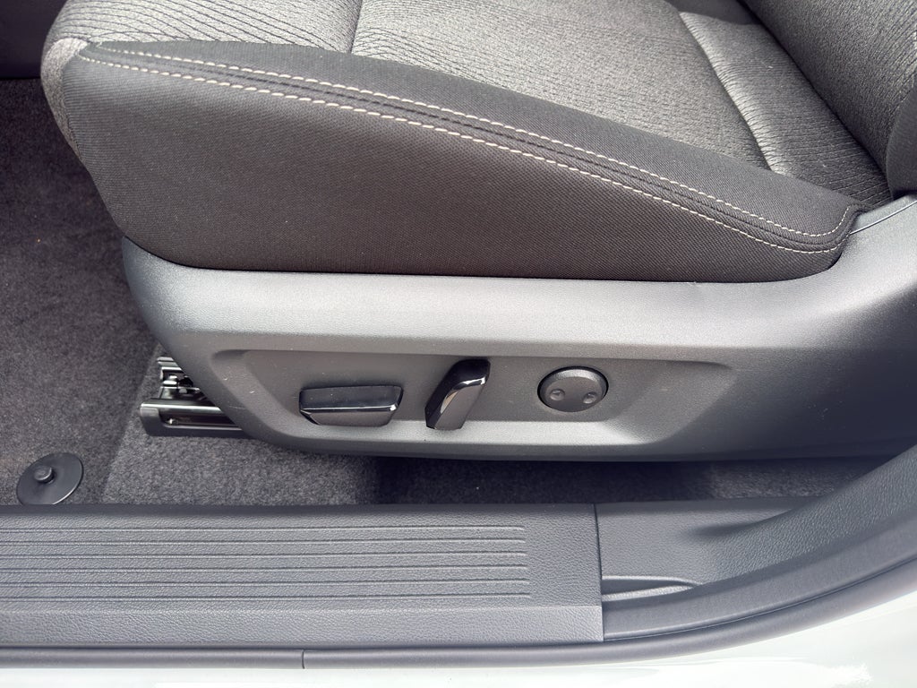 2026 Nissan Rogue 2026.5 AWD SV