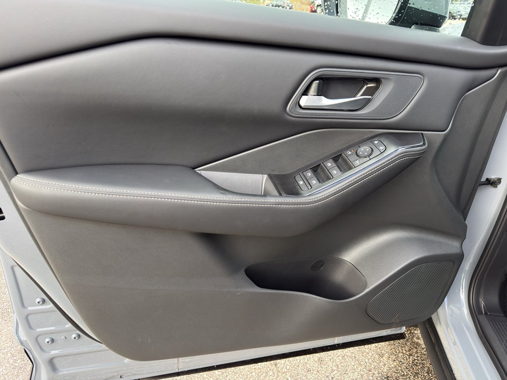 2026 Nissan Rogue 2026.5 AWD SV