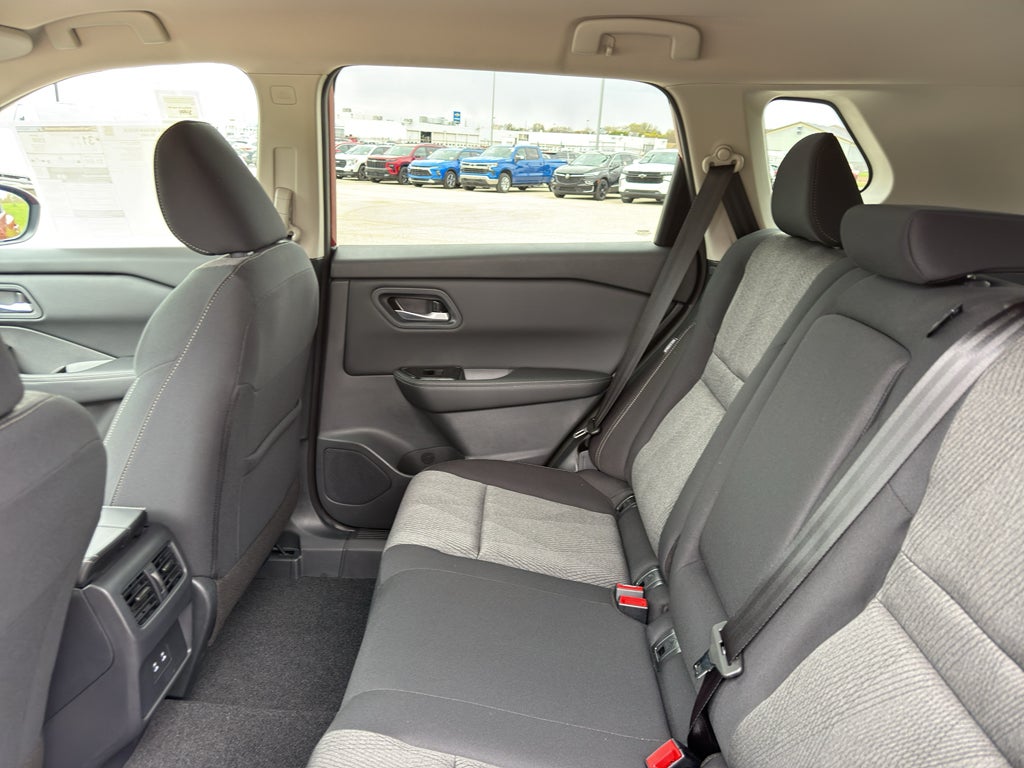 2026 Nissan Rogue 2026.5 AWD SV
