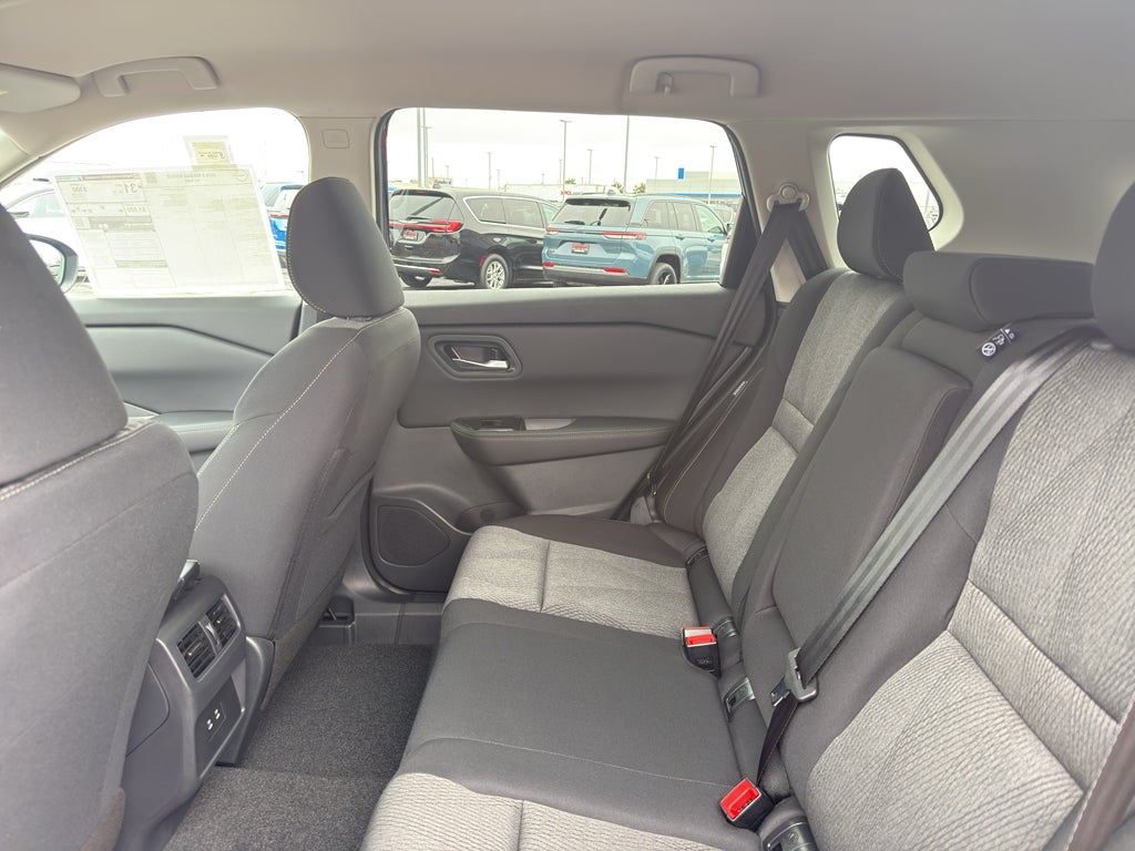 2026 Nissan Rogue 2026.5 AWD SV