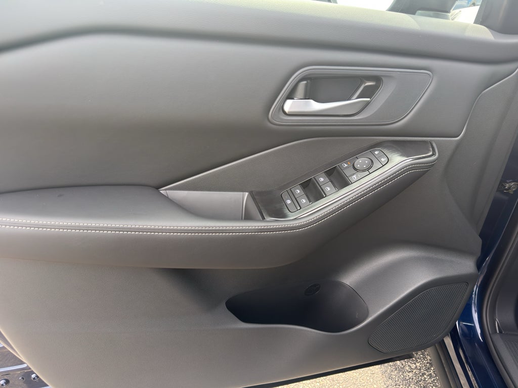 2026 Nissan Rogue 2026.5 AWD SV