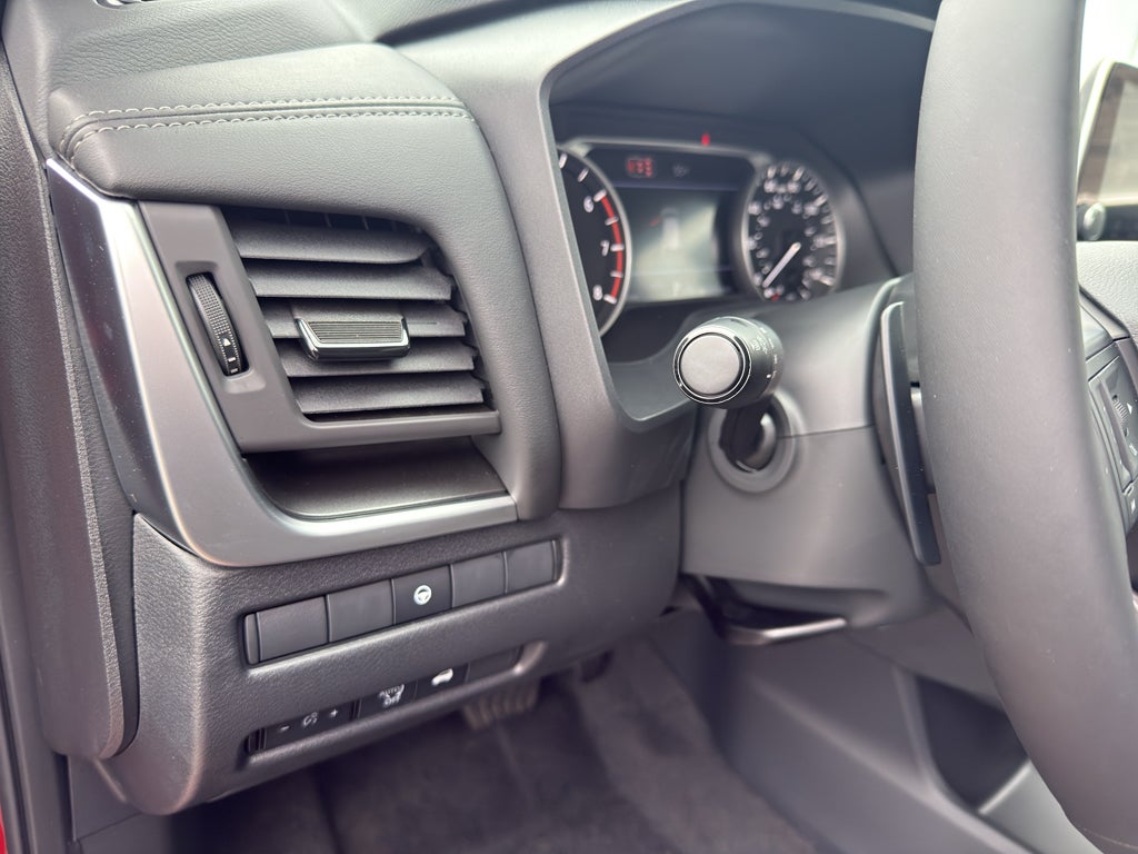 2026 Nissan Rogue 2026.5 AWD SV