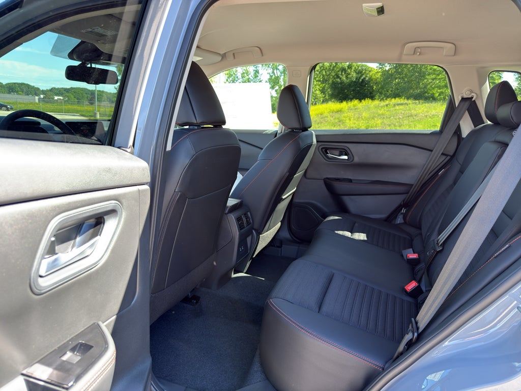 2026 Nissan Rogue 2026.5 AWD Rock Creek