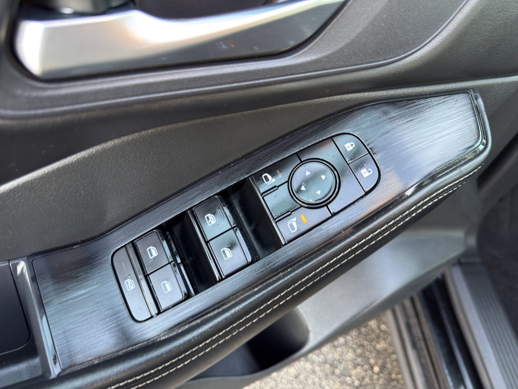 2023 Nissan Rogue AWD SV *Ltd Avail*