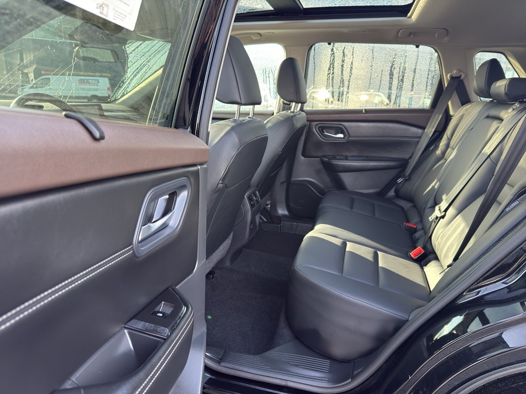 2023 Nissan Rogue AWD SV *Ltd Avail*