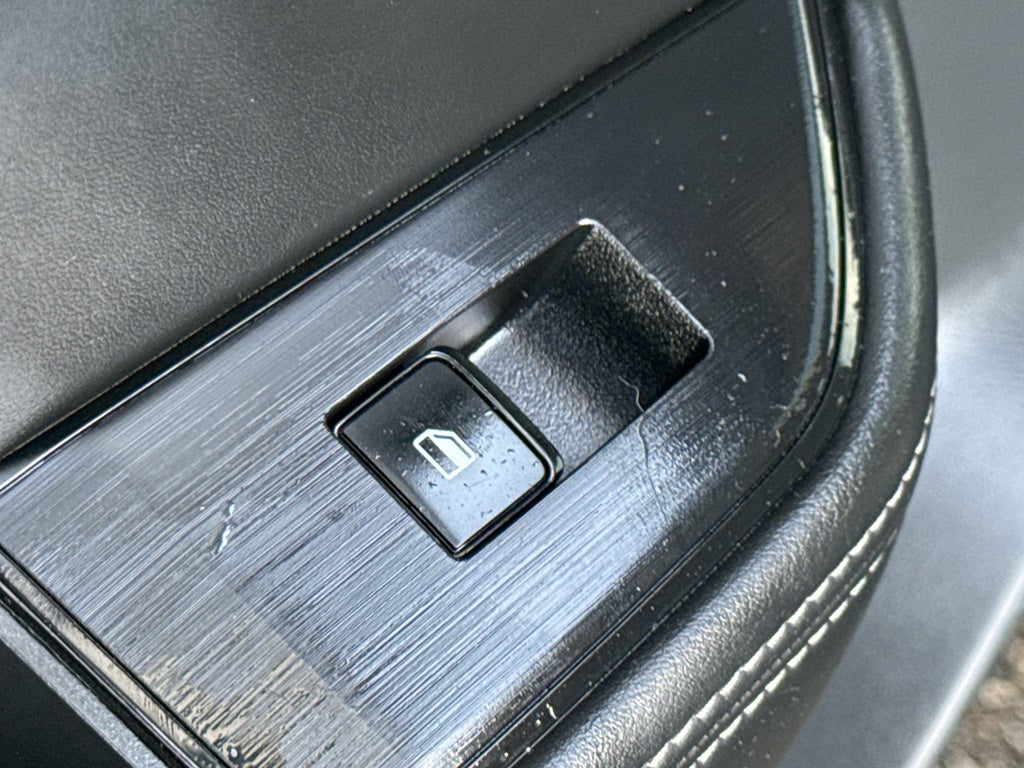 2023 Nissan Rogue AWD SV *Ltd Avail*