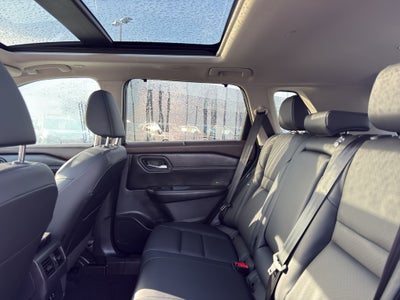 2023 Nissan Rogue AWD SV *Ltd Avail*