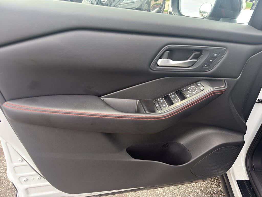 2025 Nissan Rogue AWD Rock Creek