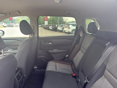 2026 Nissan Rogue AWD SV *Ltd Avail*