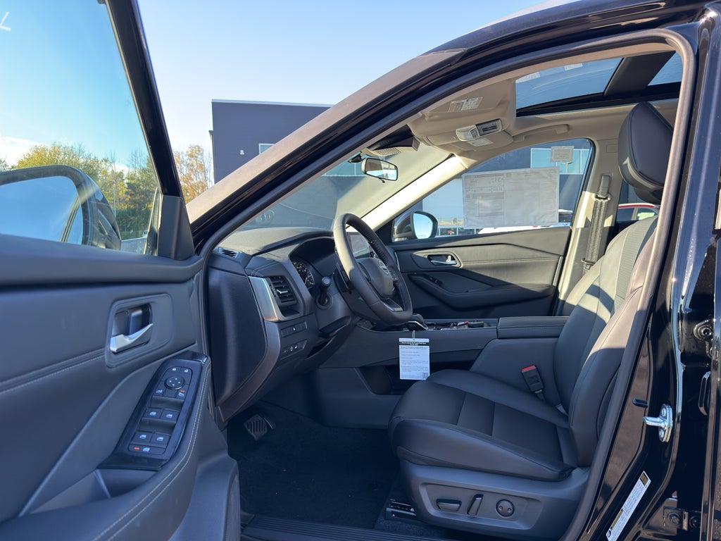 2026 Nissan Rogue AWD SV *Ltd Avail*