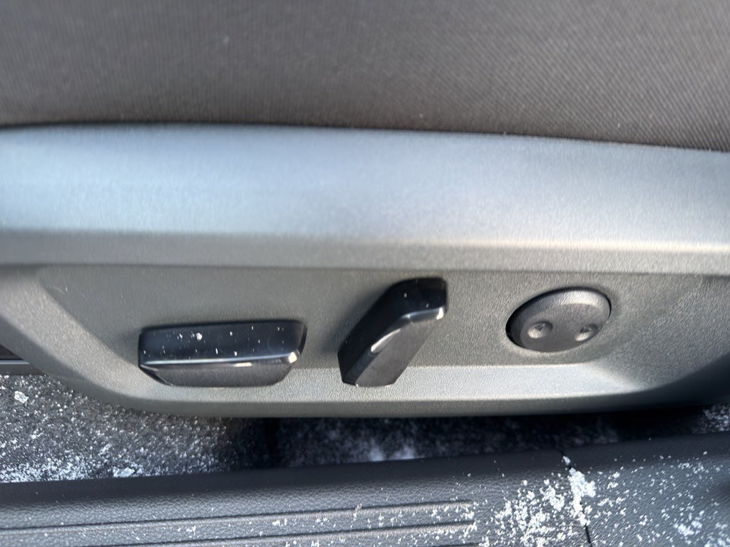 2026 Nissan Rogue AWD SV *Ltd Avail*